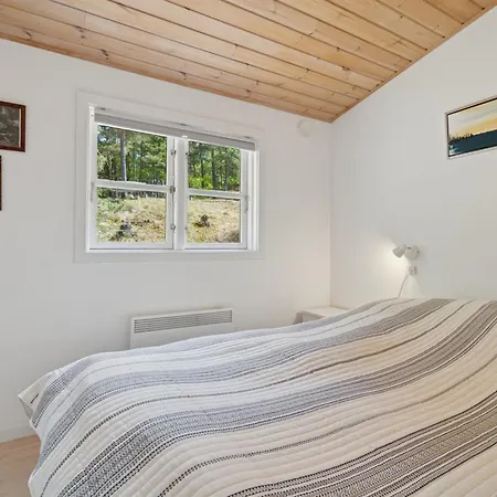 Semesterbostad Hallgerd - 800m From The Sea By Interhome *