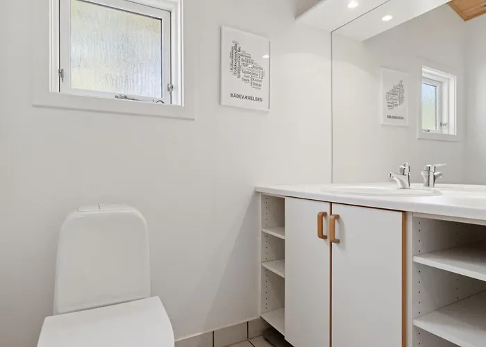 Hallgerd - 800m From The Sea By Interhome Neksø